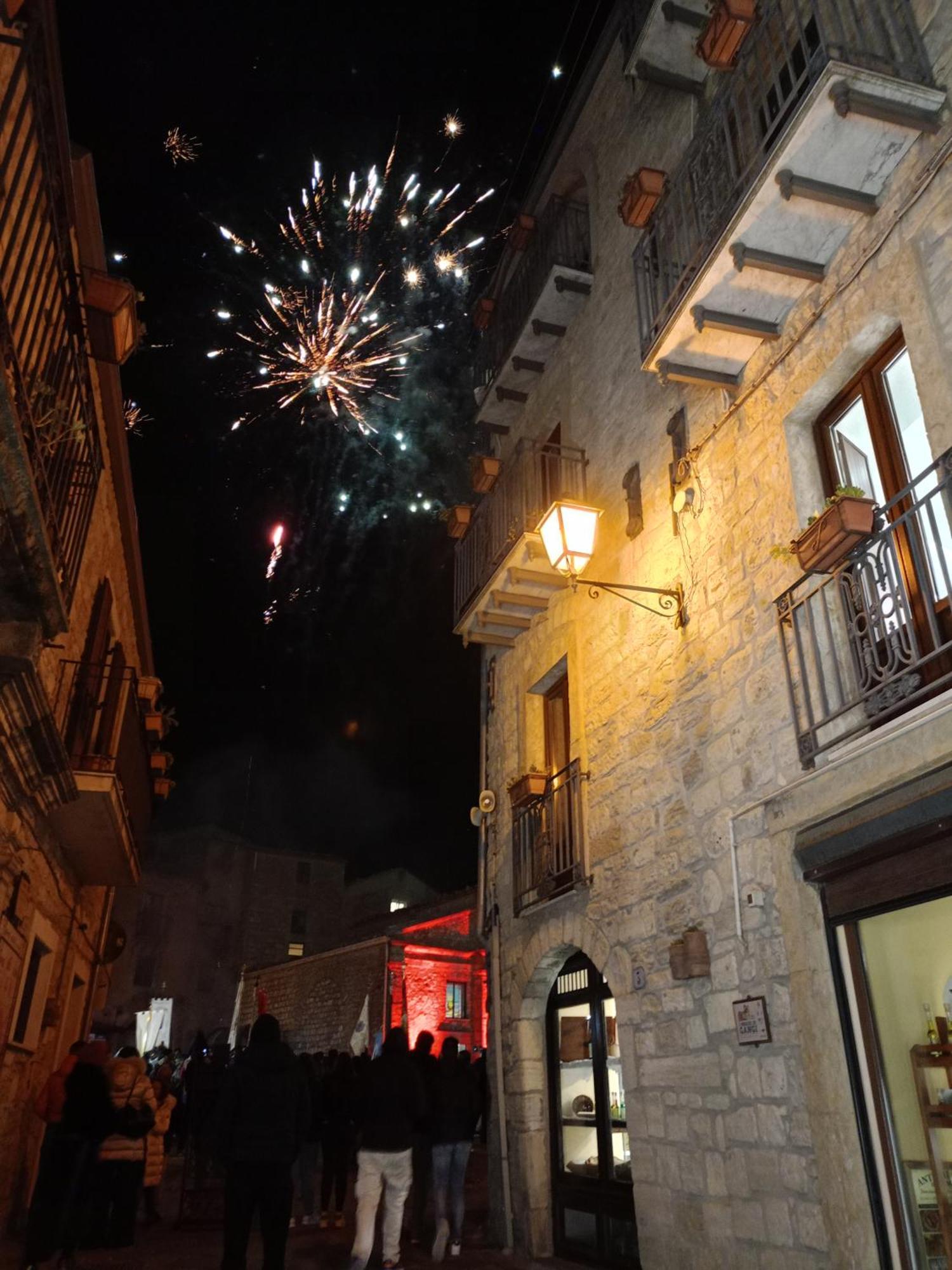 B&B Del Corso Gangi Exterior photo